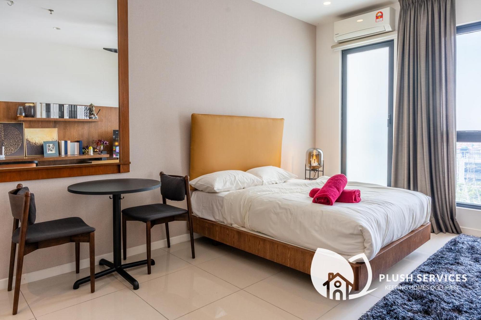 Highpark Suites At Petaling Jaya, Kelana Jaya By Plush Exterior photo